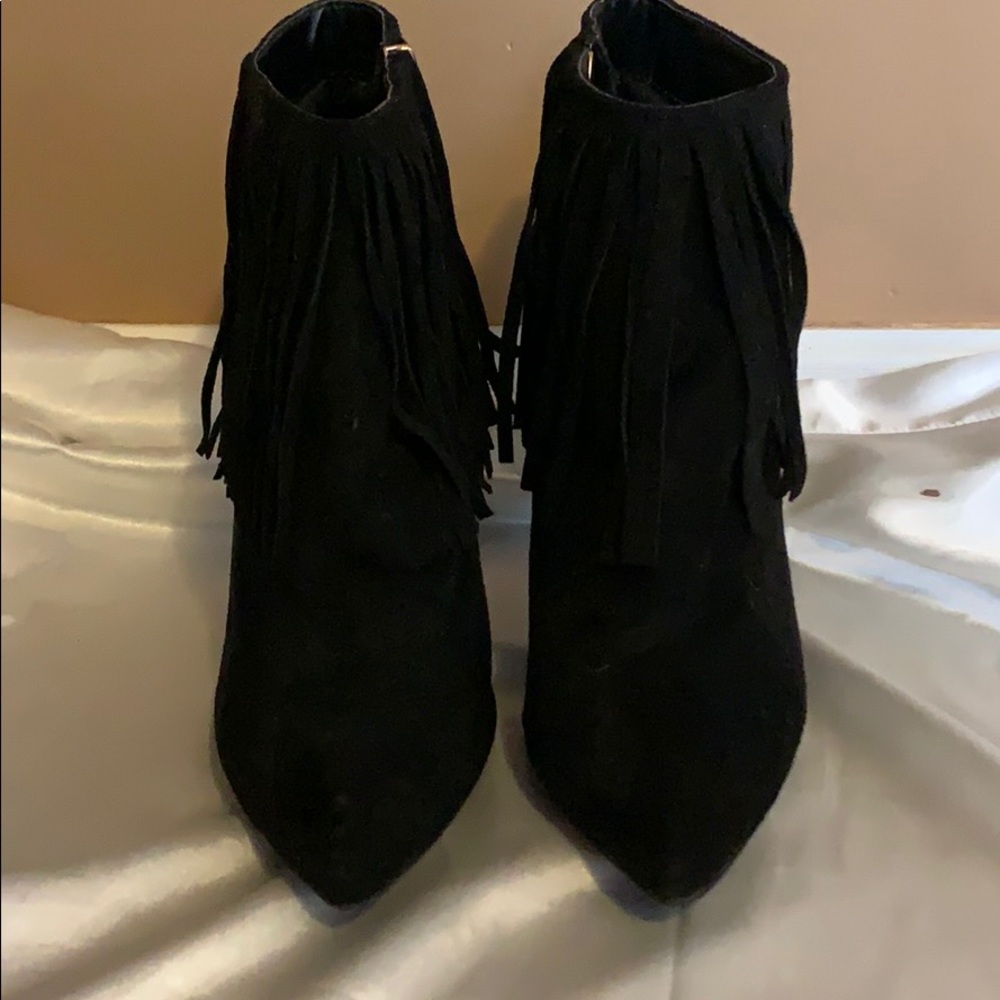 Black tassel heeled booties